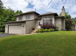 2850 Southbridge Rd, Rockford, IL 61114