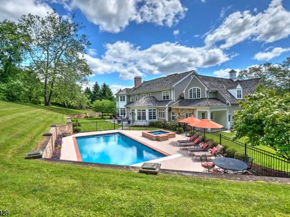 39 Branch Road, Peapack Gladstone Boro, NJ 07934