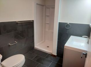 257 3rd St #2R, Troy, NY 12180