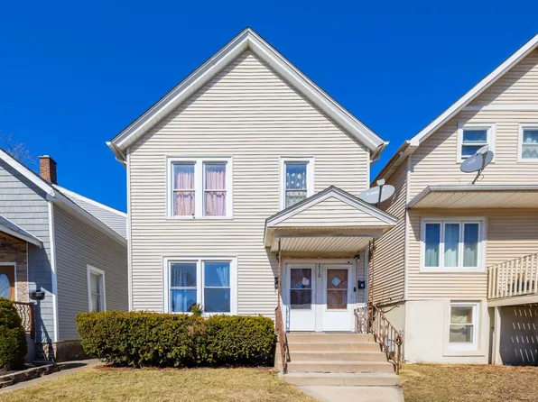 2310 Broadway St, Blue Island, IL 60406
