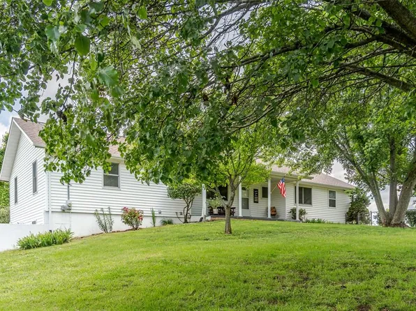 2291 Highway Tt St, Saint Clair, MO 63077