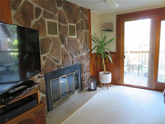 3rd image of 388 Oakvale Blvd