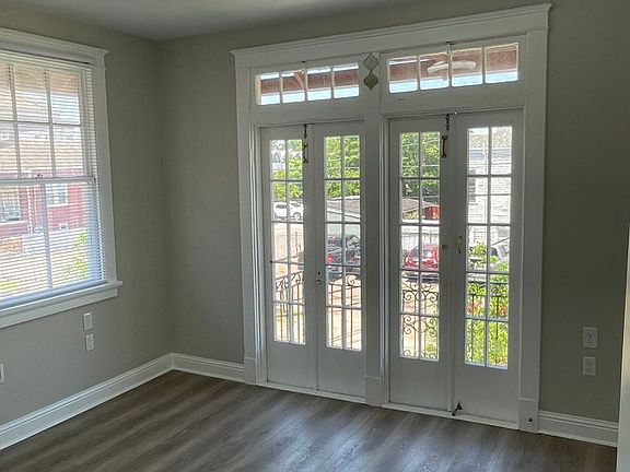 3rd image of 4639-41 S Carrollton Ave #4110-B