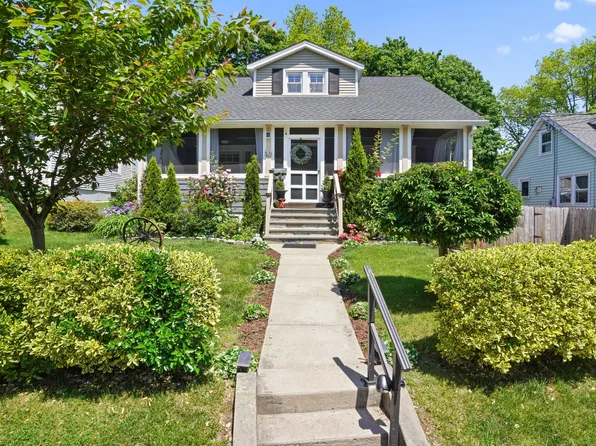 3 Maxwell Road, Norwalk, CT 06851