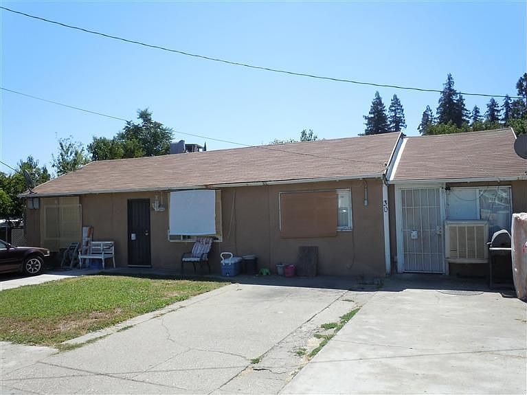2nd image of 30 Neilson Ave