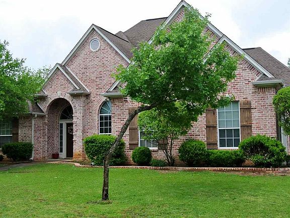 3rd image of 1225 River Bend Dr