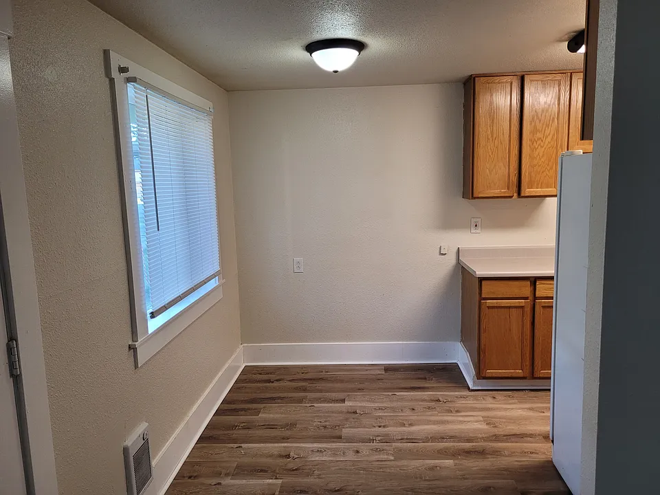 Seperate dining area