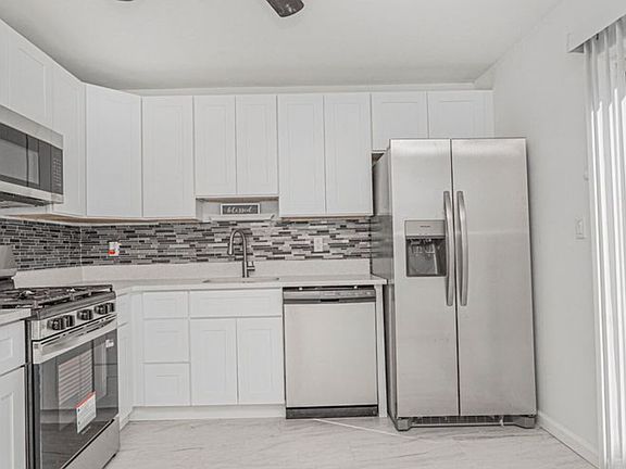 5th image of 16 Union Ct #16