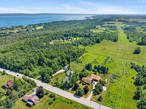5th image of 1701 Horton Bay Rd