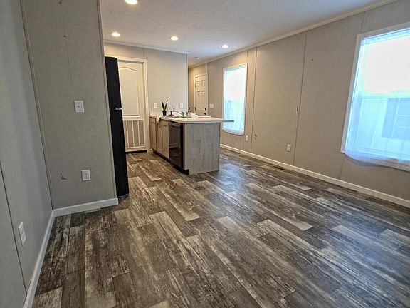 5th image of 19 Avenue A