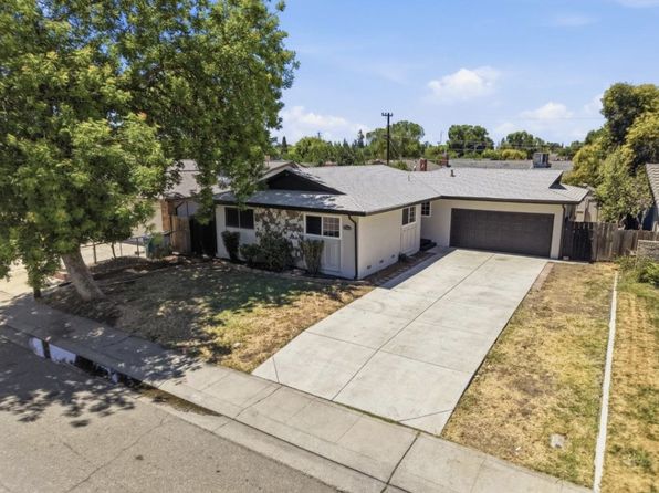 8433 Skye Dr