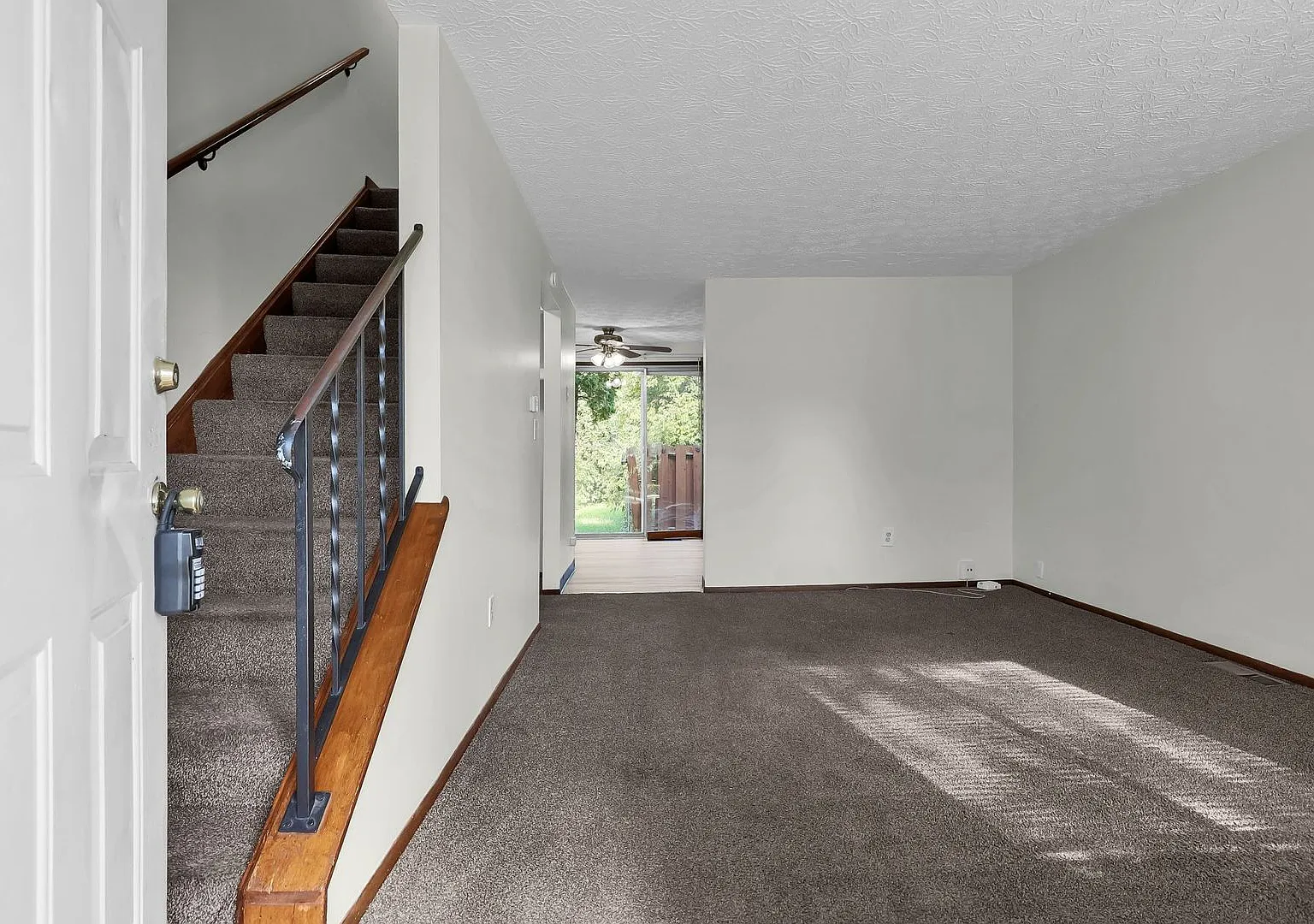 3492 Clarkston Avenue - Unit 3492 — Photo 2