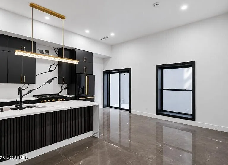 9 Minerva St #1 — Photo 18