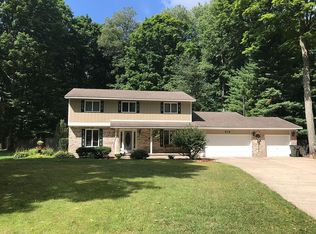 314 Blossom Ave, Cadillac, MI 49601