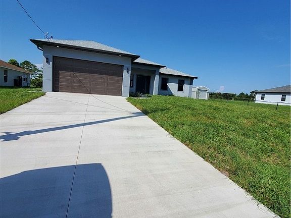 5th image of 368 Glenridge Dr