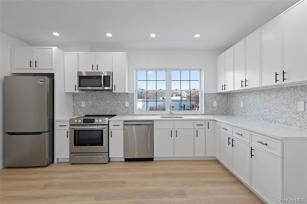 9 Lagrange Ave — Photo 3