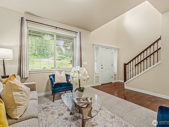 5th image of 810 90th Street NW