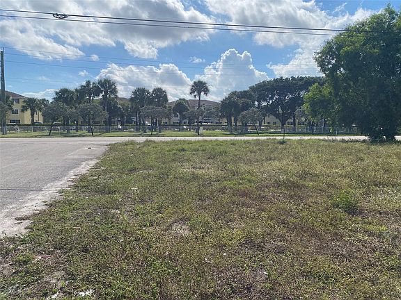3rd image of Nw 19 NW 19th Avenue
