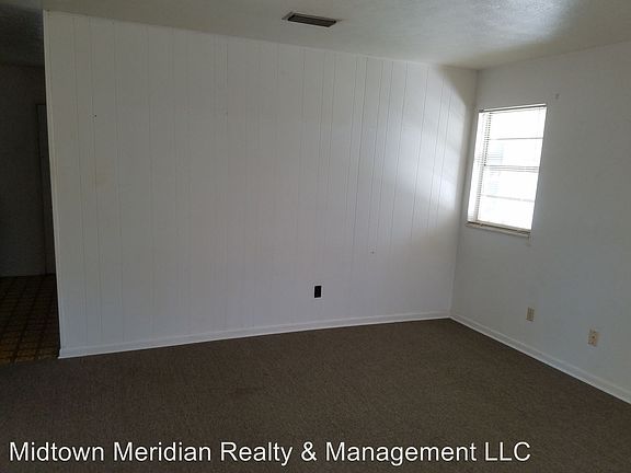 3rd image of 3227 Zillah St