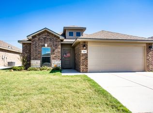 7028 34th Pl, Lubbock, TX 79407