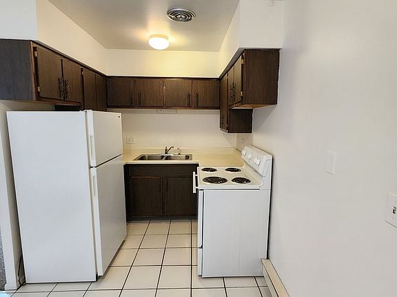 5th image of 1140 Lathrop Ave APT 106