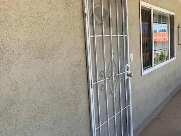 15061 Pacific St, Midway City, CA 92655