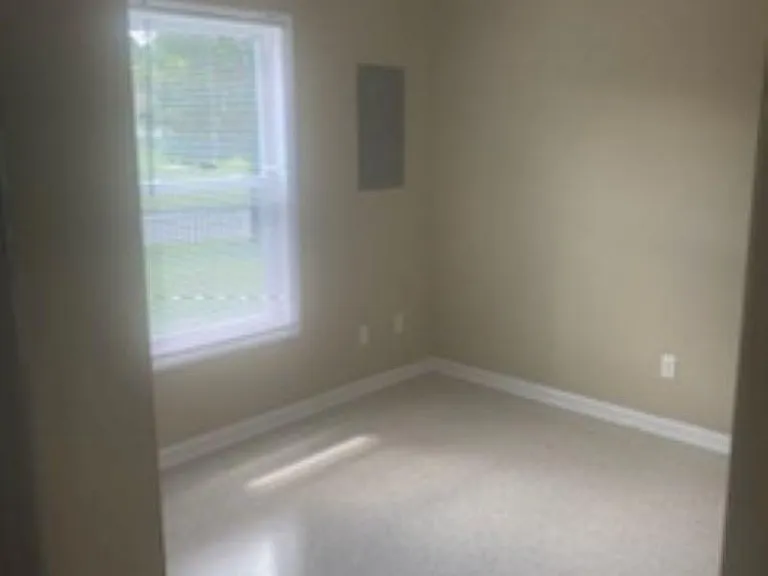306 Oconnor St — Photo 9