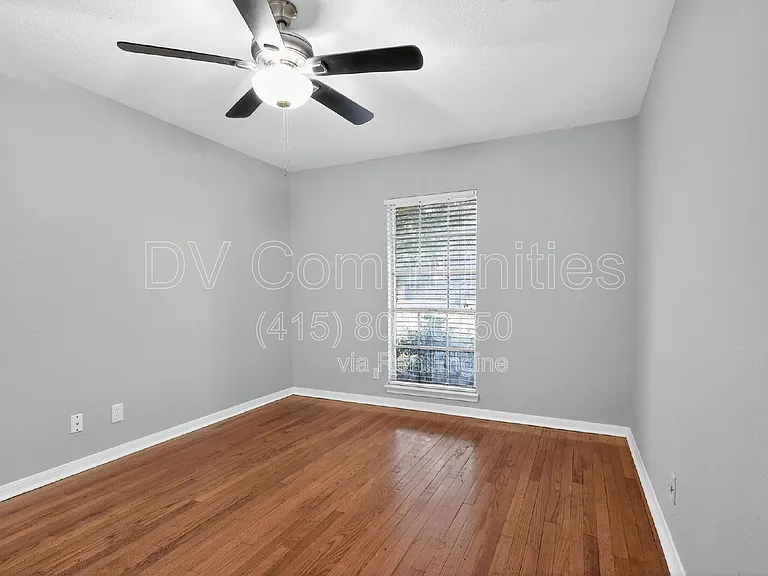 3828 Avenue N — Photo 20