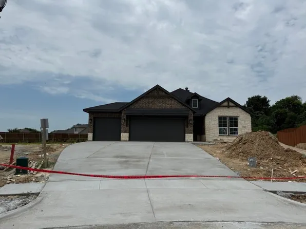 2200 Castle Rock Ln, Weatherford, TX 76087