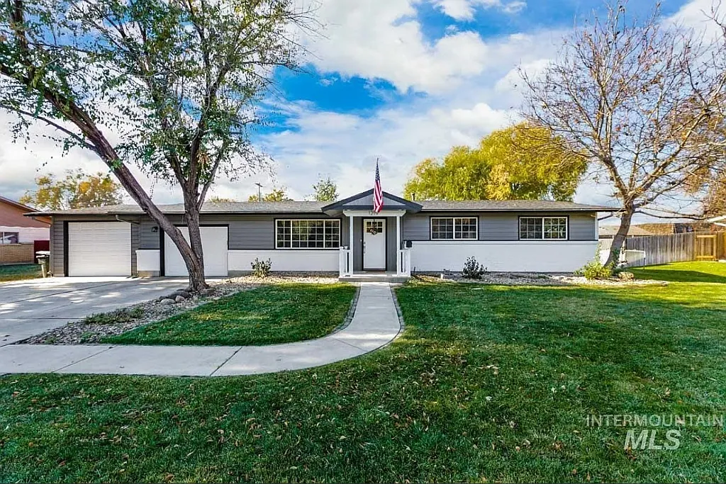 3 bed, 1269 sqft, $800 — Photo 1
