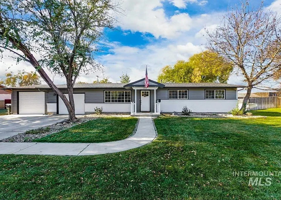 1219 NW 7th St