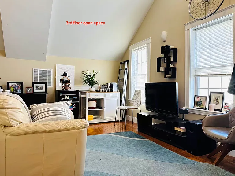 203 Clark St #203 — Photo 35
