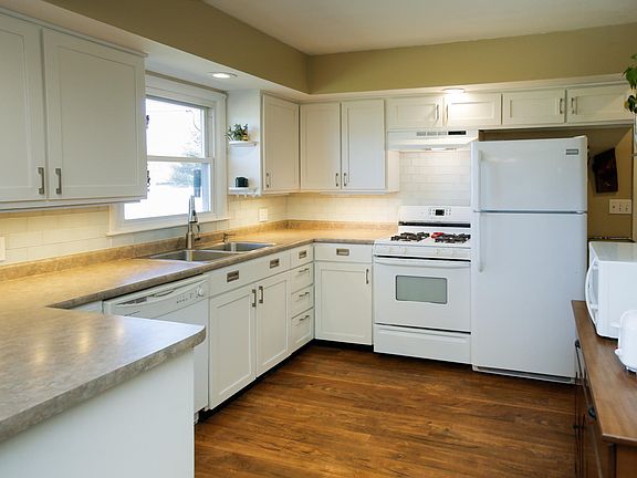 1413 sunnyfield rd-106