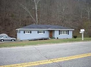 10734 Charleston Rd, Clendenin, WV 25045