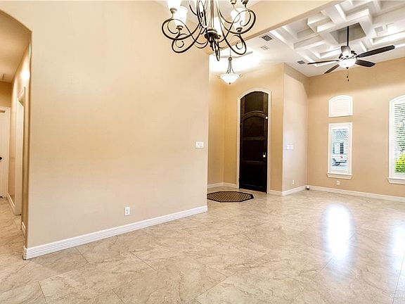 5th image of 5104 Sweetwater Ave