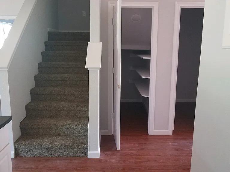 751 Pipeline Ct #A2 — Photo 2
