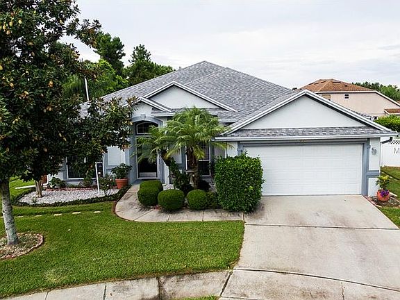 2nd image of 706 Hollybrook Ct