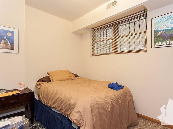 5th image of 916 N Paulina St #Gdn5