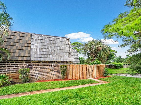 4th image of 1660 Forest Lakes Circle #B