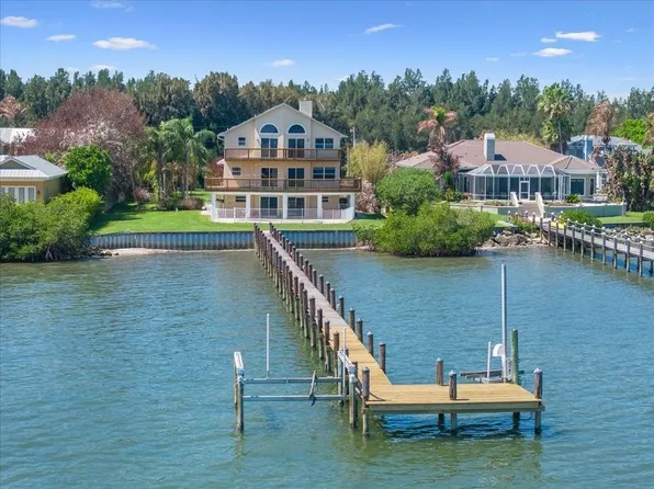 8820 44th Ave, Sebastian, FL 32958