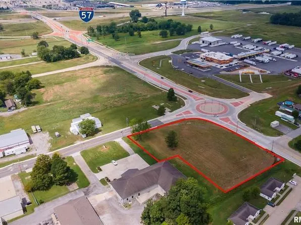 1711 Morgan Ave, Marion, IL 62959