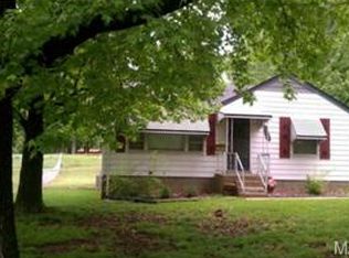 1039 Gabriel Dr, Saint Louis, MO