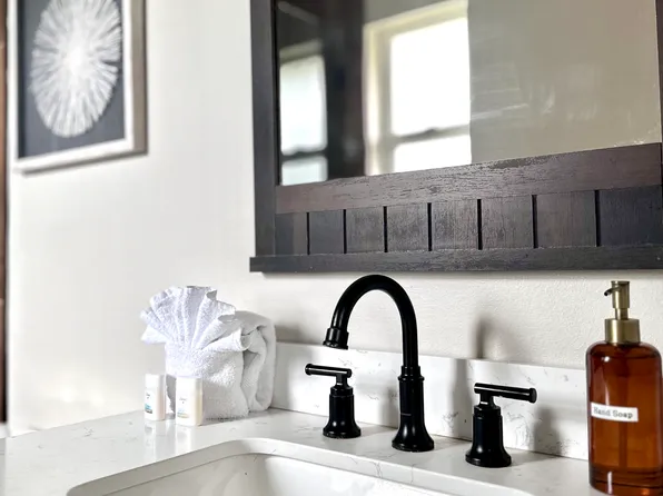 (undisclosed Address), Largo, FL 33773