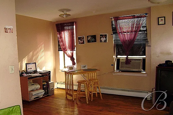 Sold by Bellmarc Realty | media 9