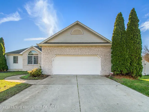 702 E Knight St, Eaton Rapids, MI 48827