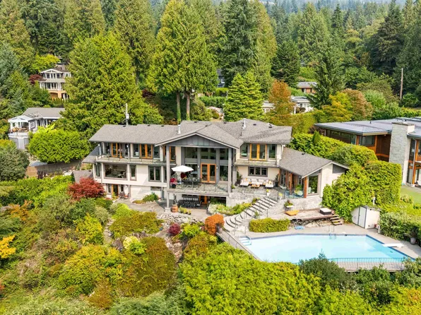 1408 31st St, West Vancouver, BC V7V 4P5