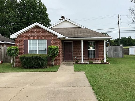 2nd image of 808 Cottage Ln