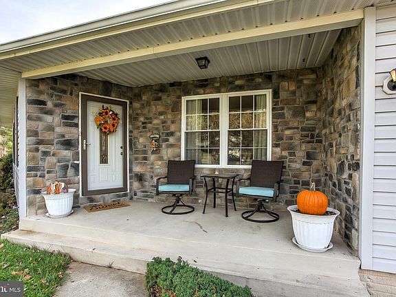 5th image of 7063 Melstone Valley Way