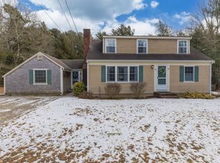 124 Grove St, Cotuit, MA 02635