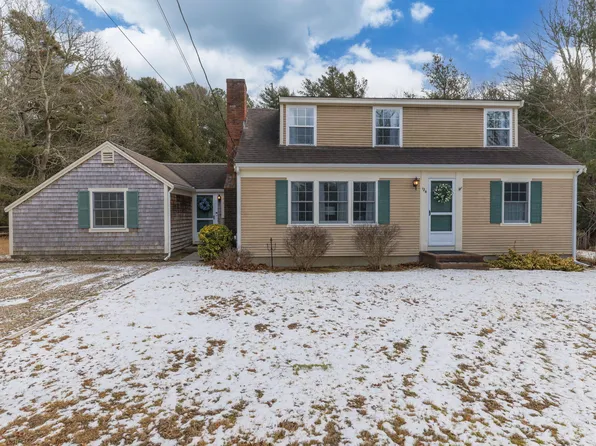 124 Grove Street, Cotuit, MA 02635